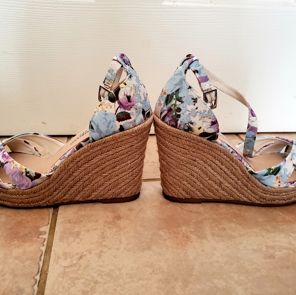 Christian Siriano Floral Wedges - Picture 3 of 8
